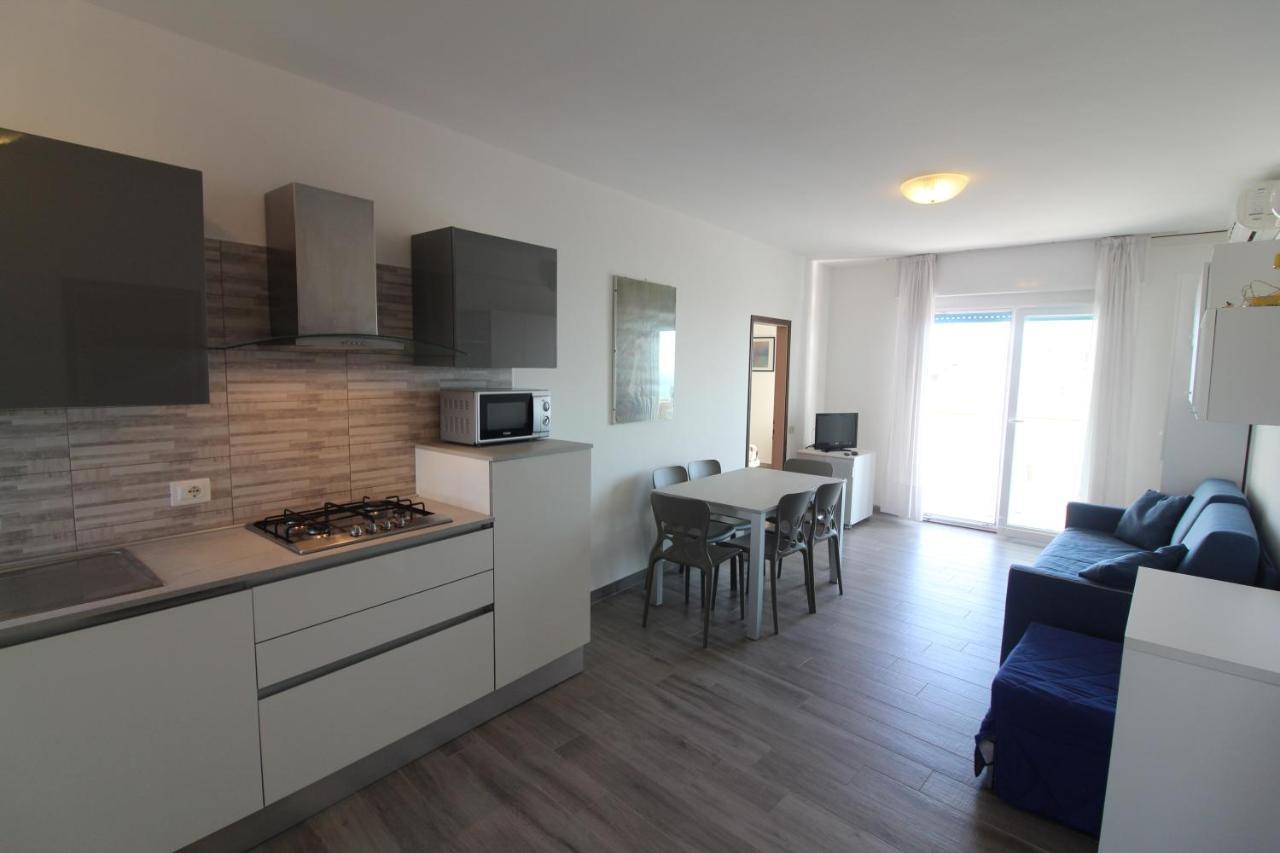 Appartamenti Puerto Do Sol Lignano Sabbiadoro Zewnętrze zdjęcie