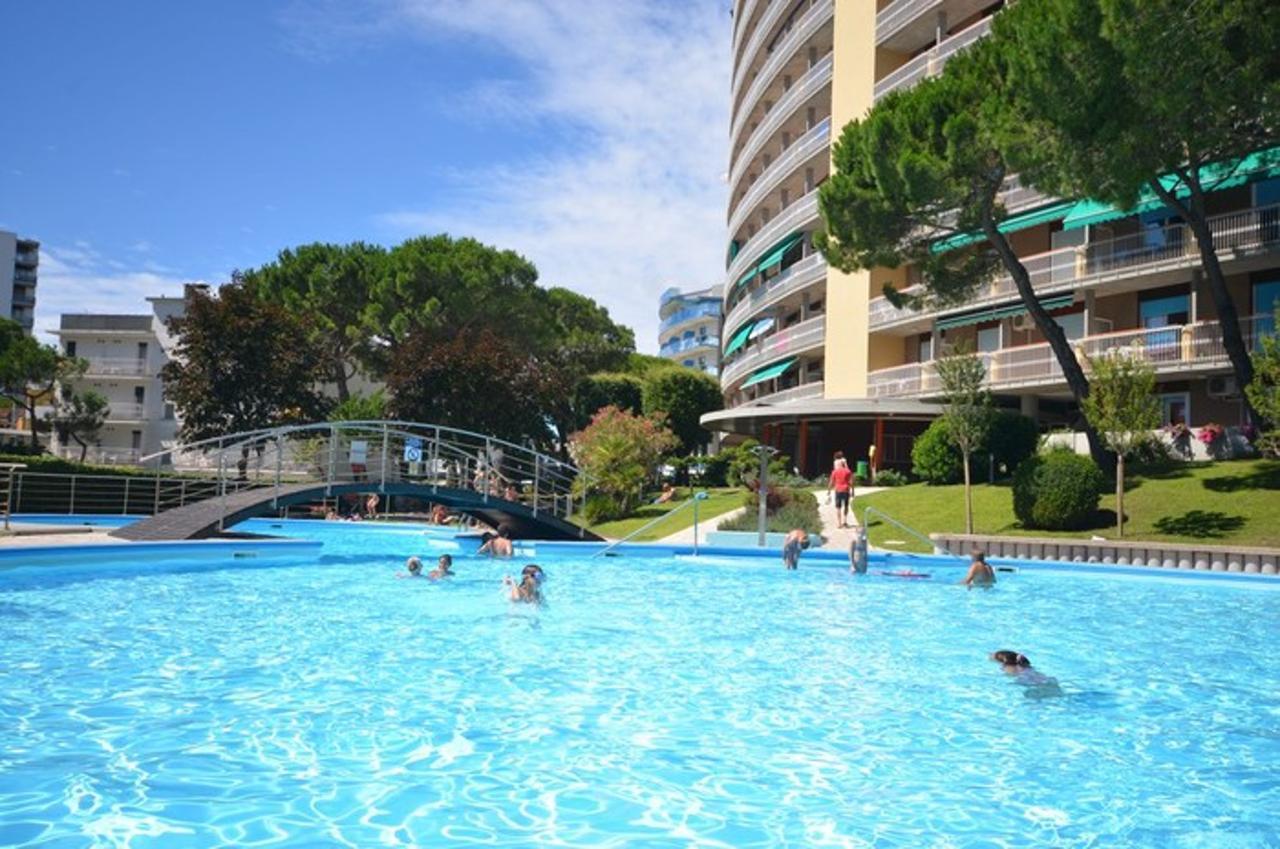Appartamenti Puerto Do Sol Lignano Sabbiadoro Zewnętrze zdjęcie